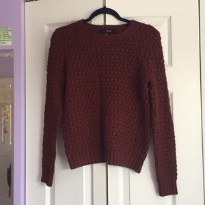 Deep red cozy knit sweater • size small •